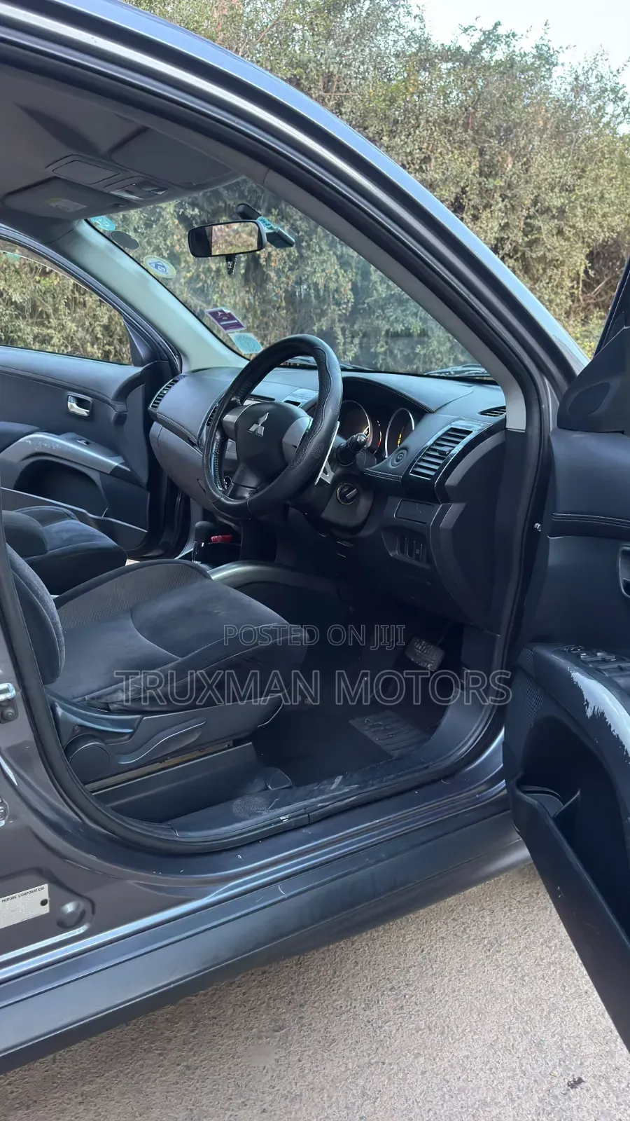 Mitsubishi Outlander 2009 Silver