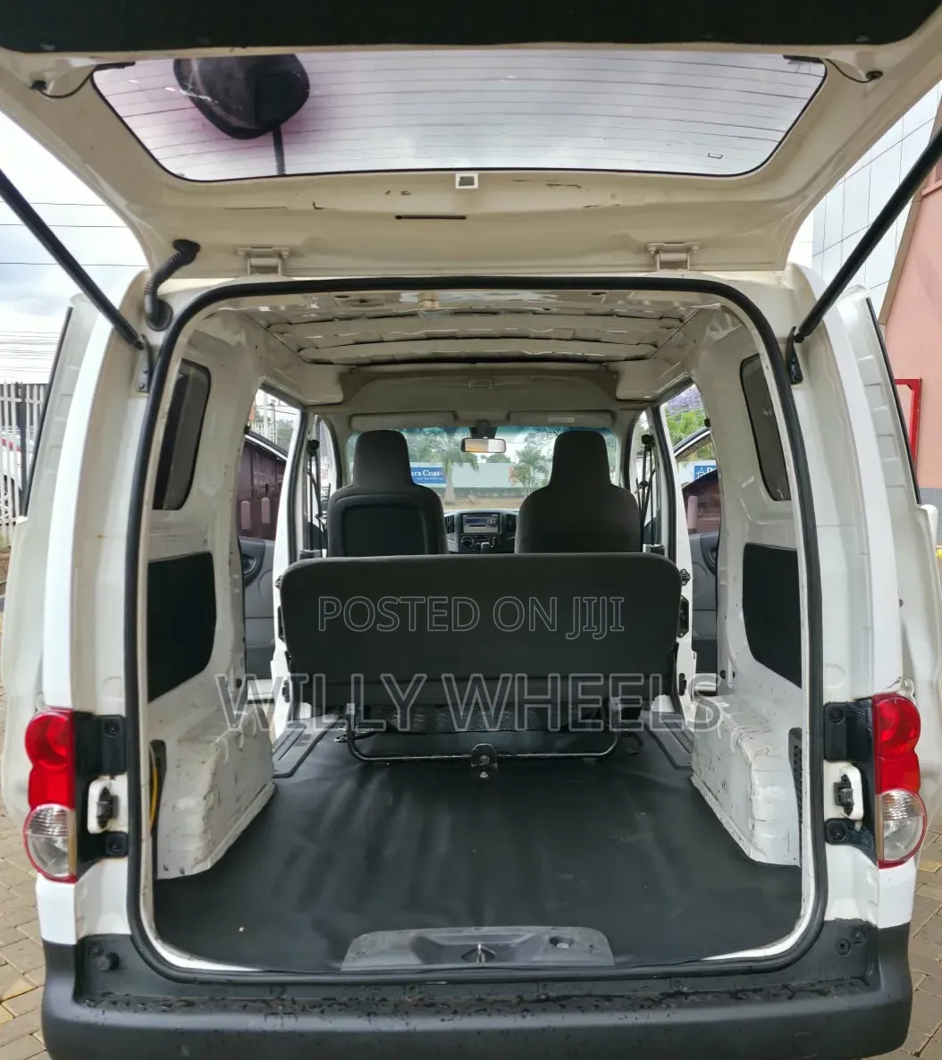 Nissan NV200 2014 White