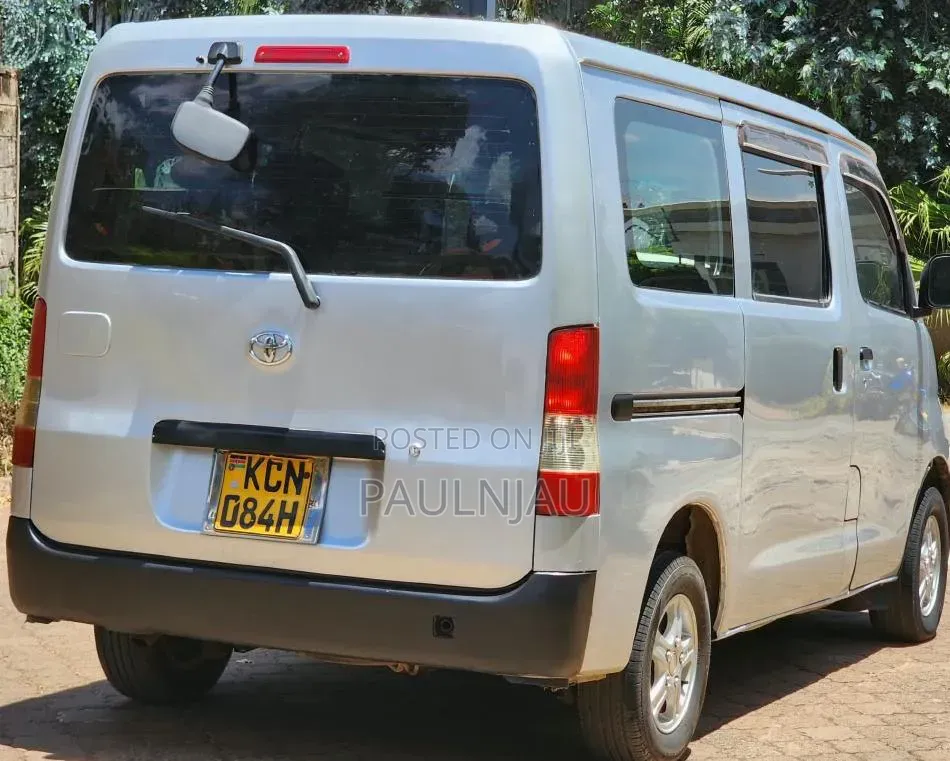 Toyota TownAce 2010