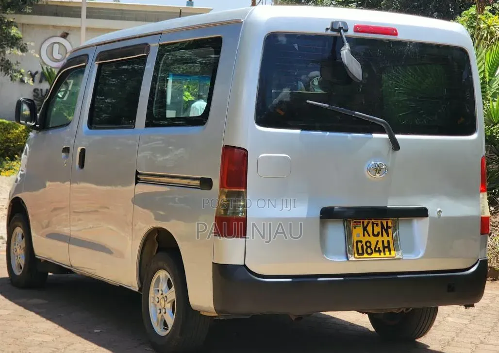 Toyota TownAce 2010
