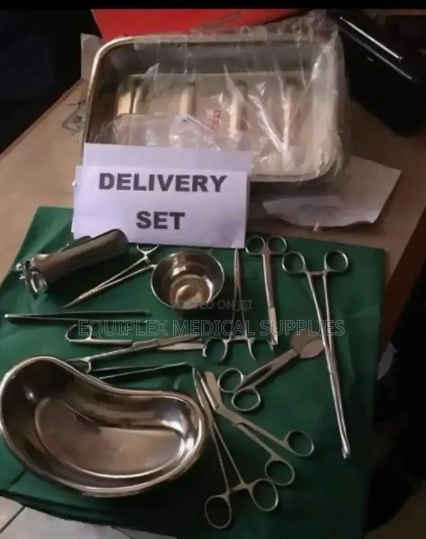 Delivery Set for Use in Minor Delivery Procedures (Minor Set)