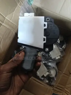 Land Cruiser Prado 150 Sunroof Motor