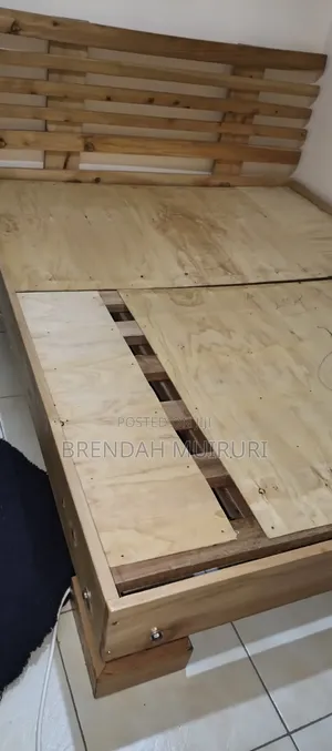 5*6 Wooden Bed(not Palets)