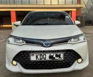 Toyota Corolla Fielder 2017 White