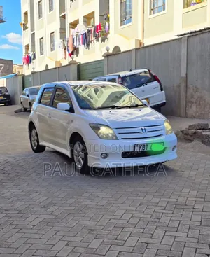 Toyota IST 2005 White