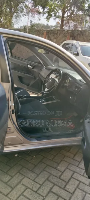 Toyota Axio 1.5 X 2WD 2019