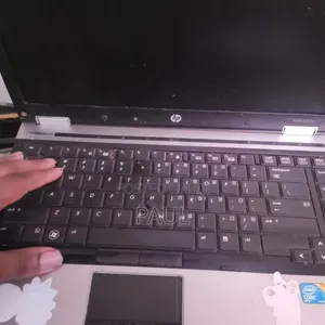 Laptop HP Compaq 8440p 6GB Intel Core i5 HDD 500GB