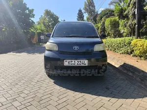 Toyota Porte 2009 Black