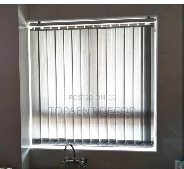 Office Sunlight Protection Blinds - main view