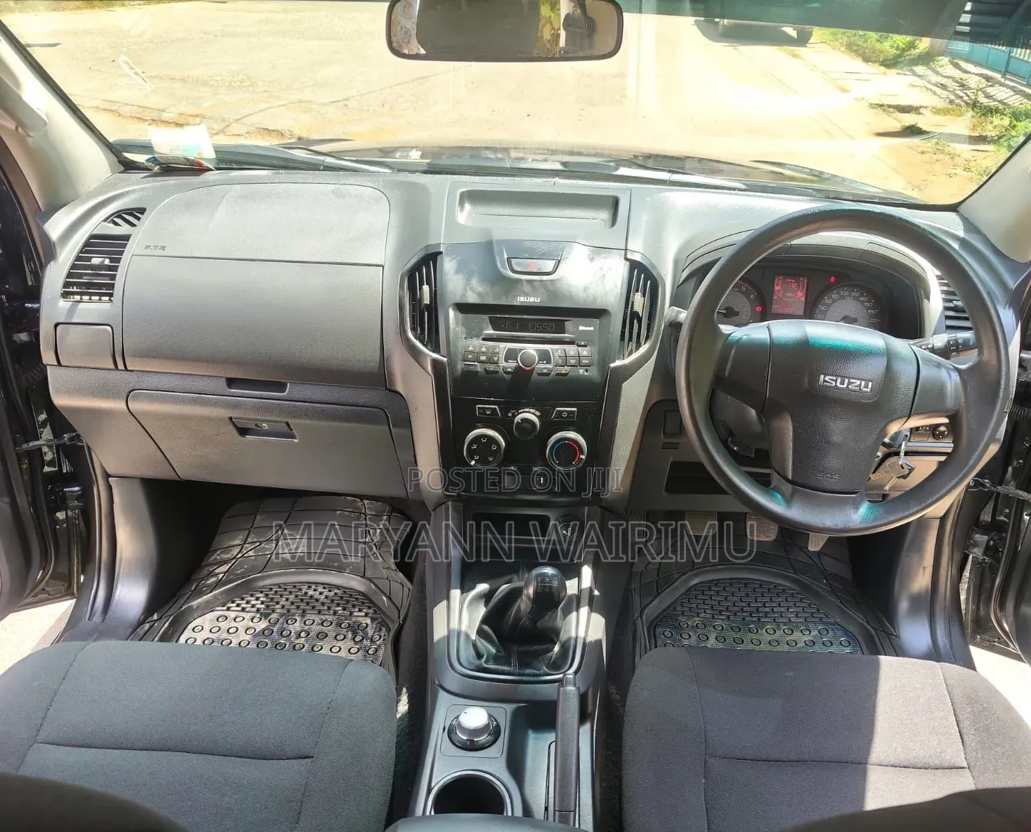 Isuzu D-MAX 2022 Gray