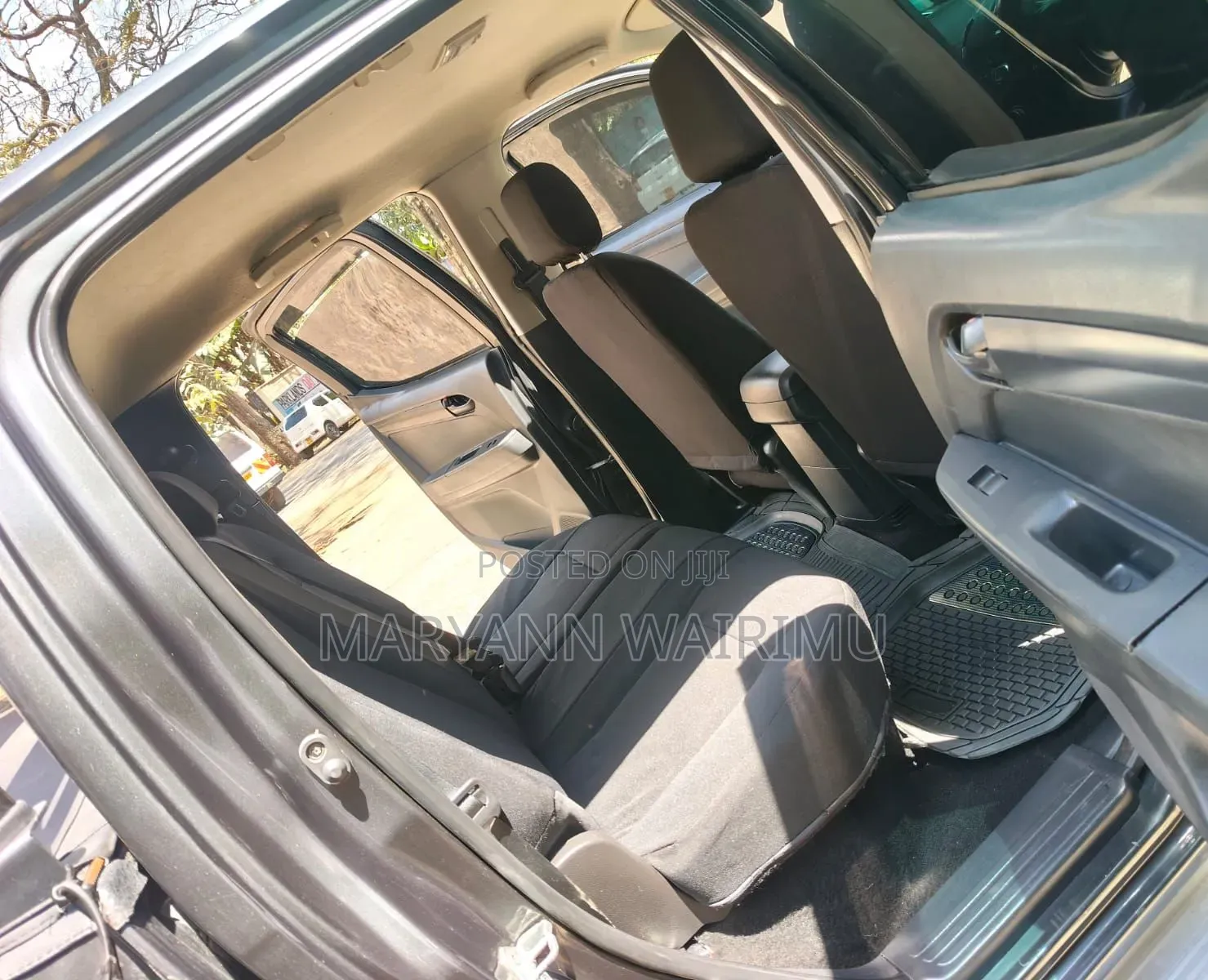 Isuzu D-MAX 2022 Gray