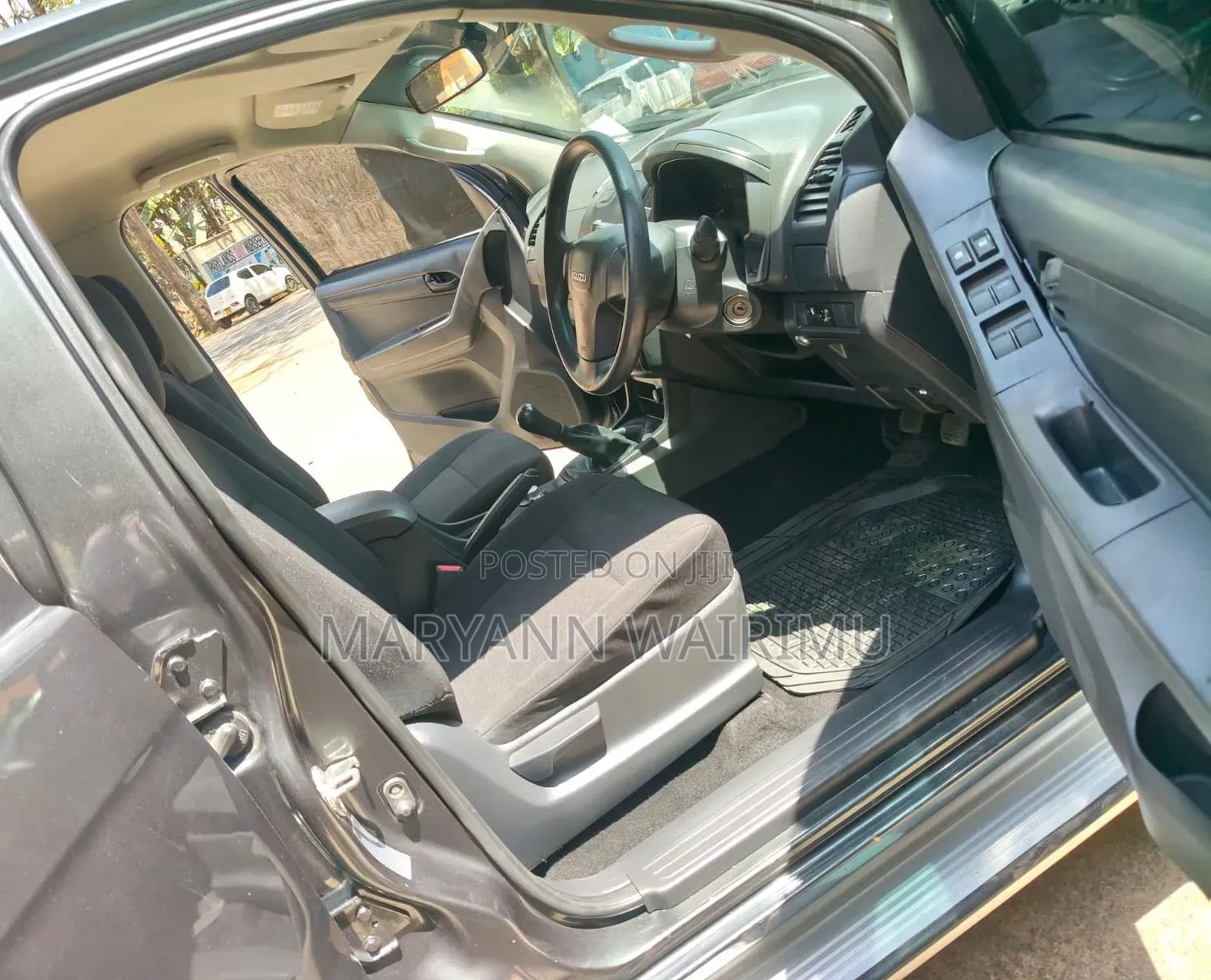 Isuzu D-MAX 2022 Gray