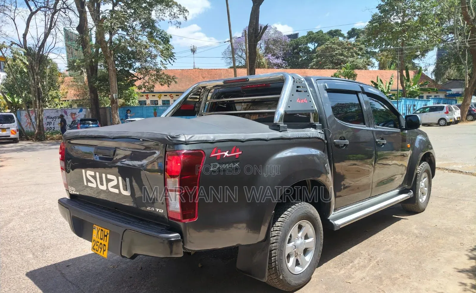 Isuzu D-MAX 2022 Gray