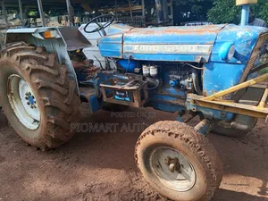 Tractor Ford 5000 2wd