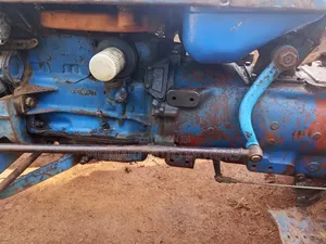 Tractor Ford 5000 2wd