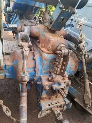 Tractor Ford 5000 2wd