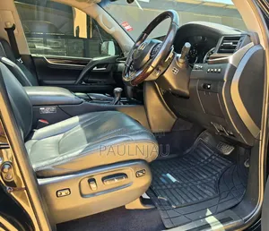 Lexus LX 2016