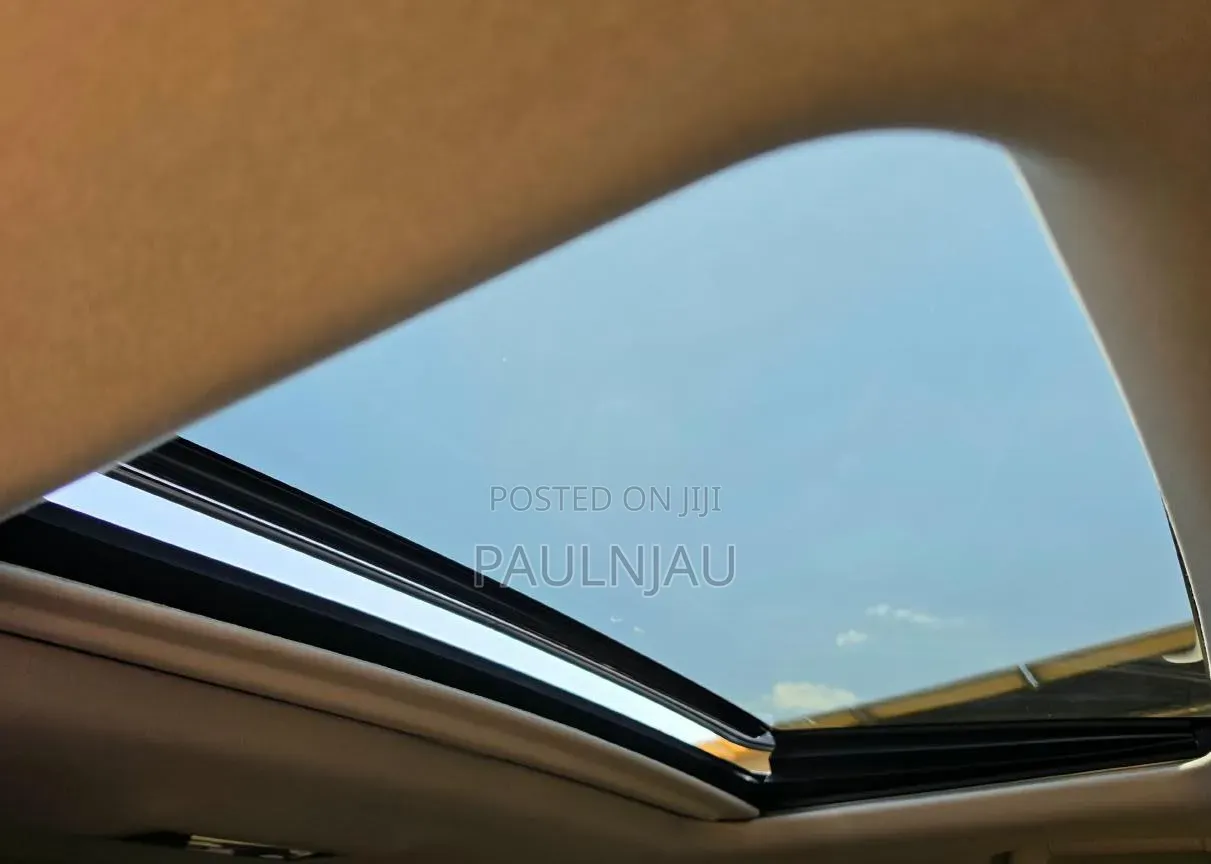 Lexus LX 2016