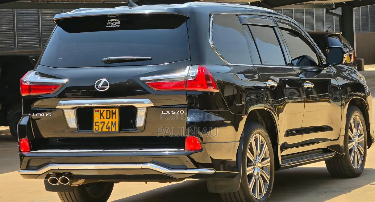 Lexus LX 2016