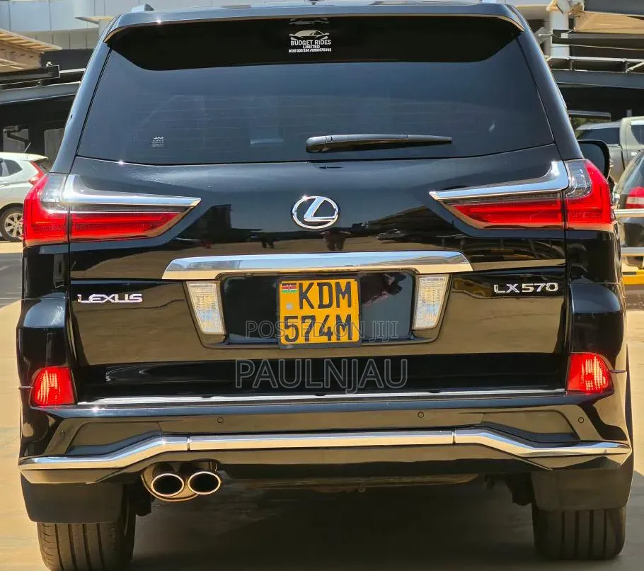 Lexus LX 2016