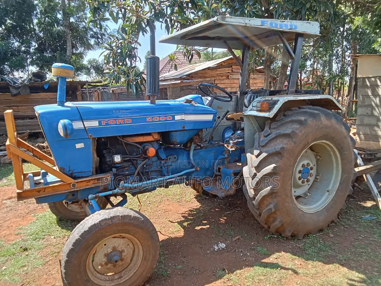 Tractor Ford 5000 Blue 1996