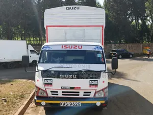 Isuzu NPR Local