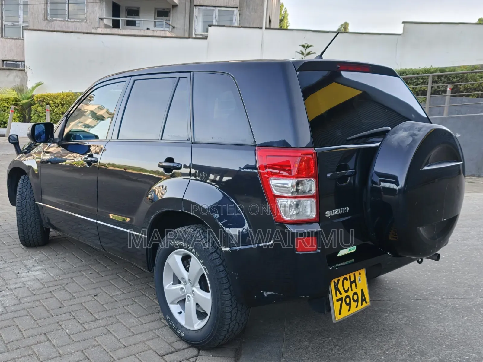 Suzuki Escudo 2010 Black