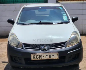 Nissan Advan 2013 White