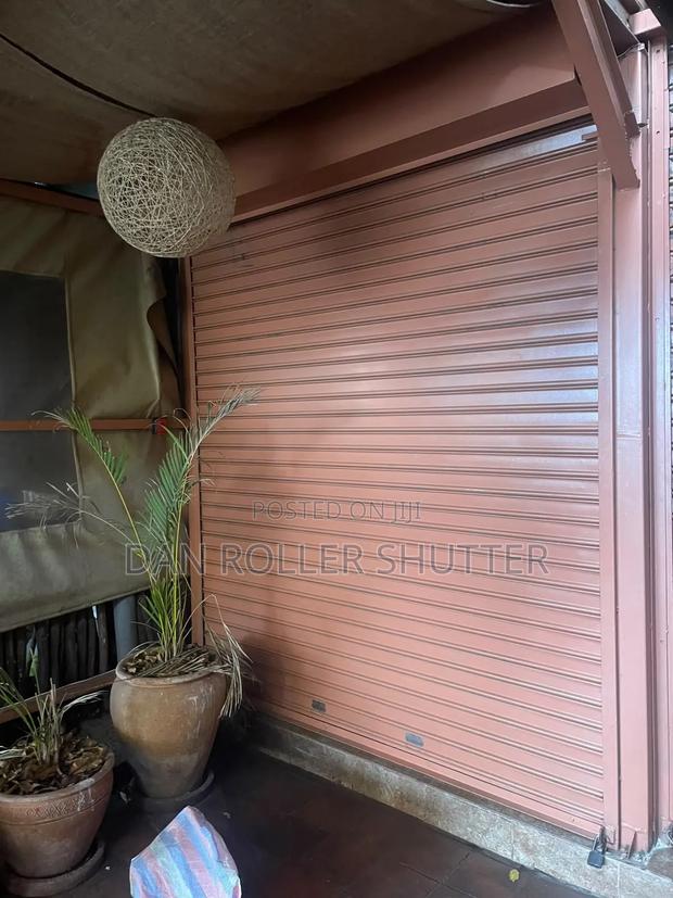 Modern Steel Rolling Door - thumbnail 2