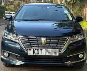 Toyota Premio 2018 Matt Black