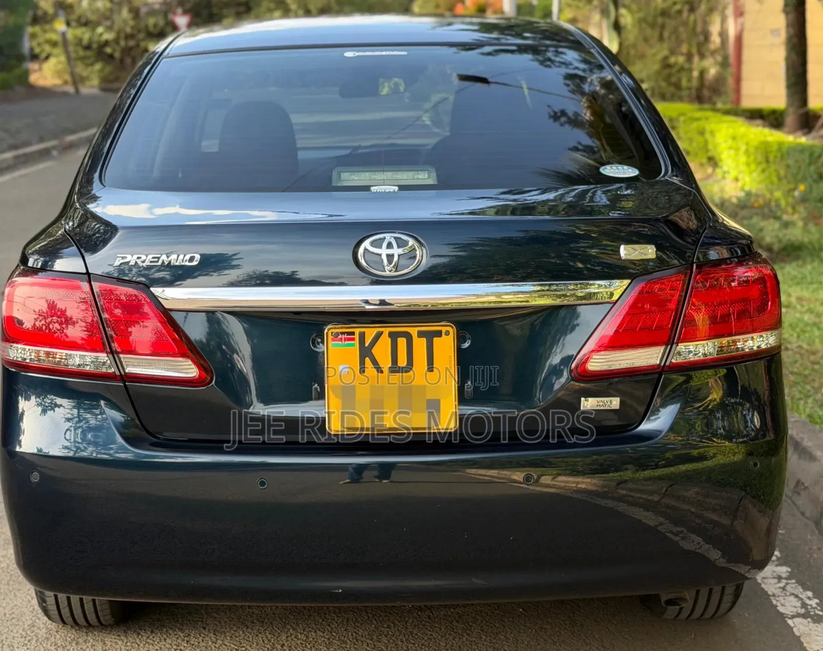Toyota Premio 2018 Matt Black