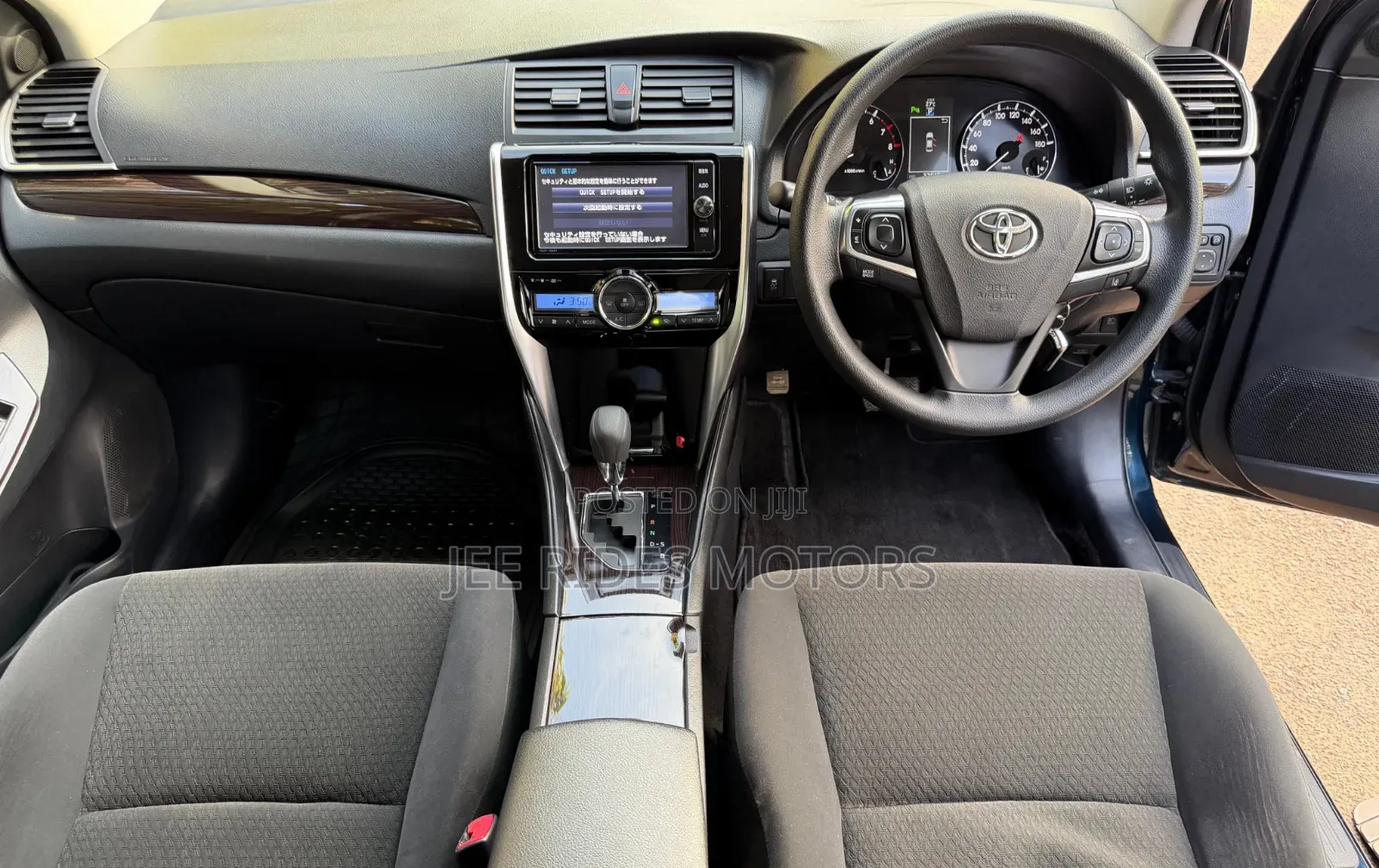 Toyota Premio 2018 Matt Black