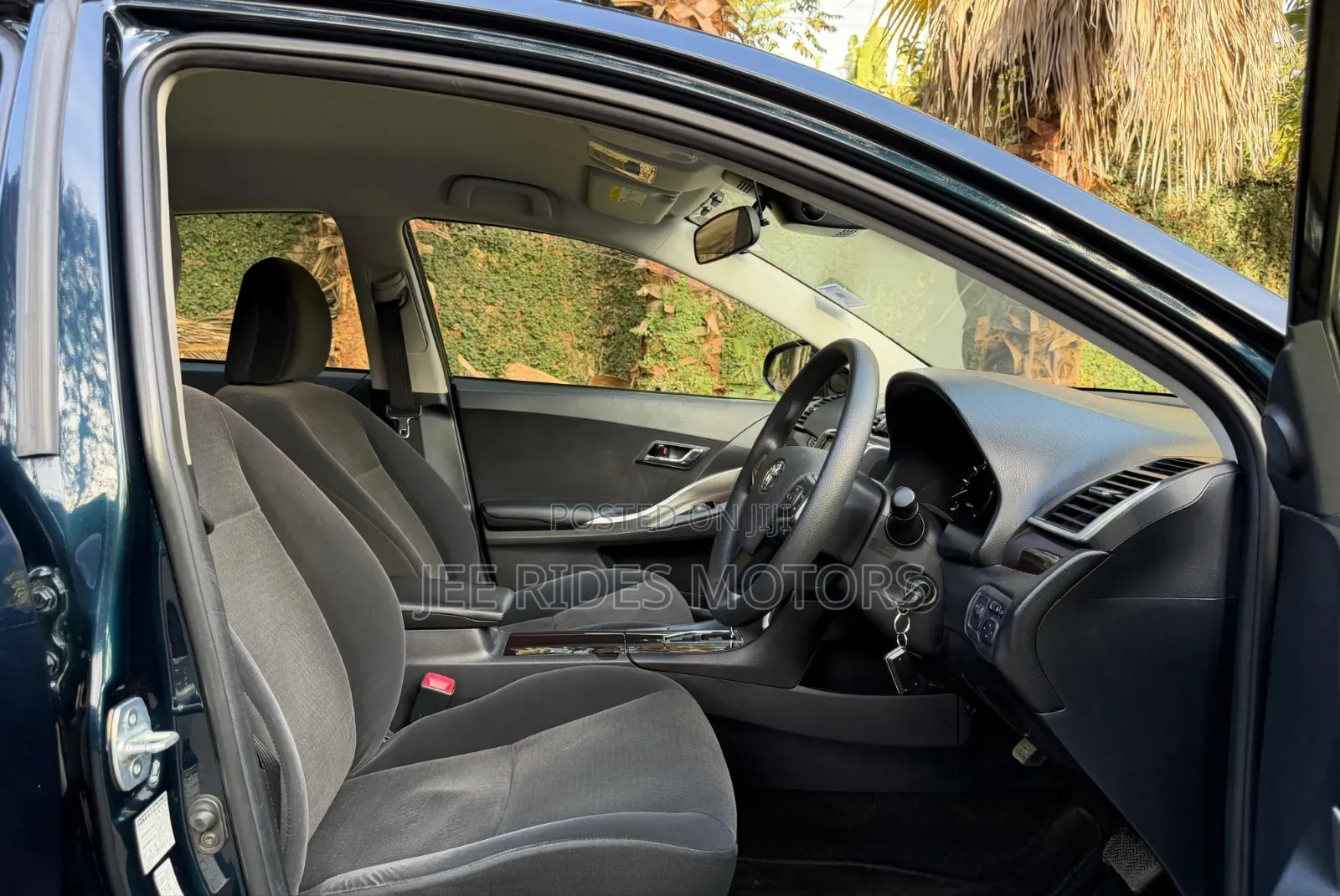 Toyota Premio 2018 Matt Black