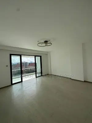 4bdrm Apartment in Valley Arcade for rent