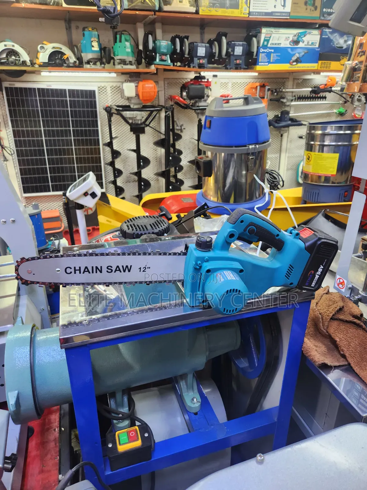 12-Inch Cordless Electric Chainsaw