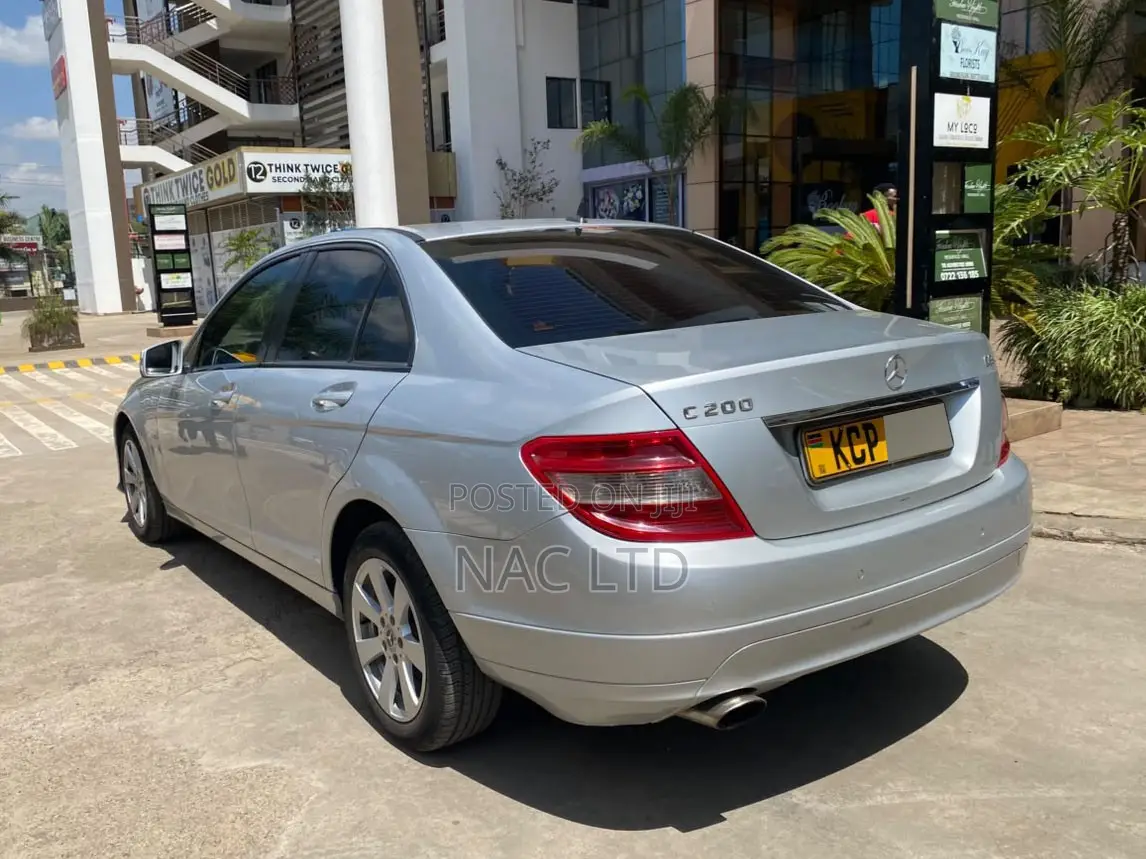 Mercedes-Benz C200 2010 Silver