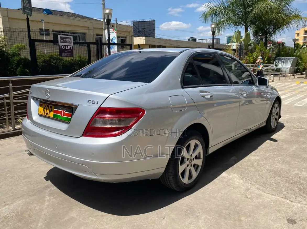 Mercedes-Benz C200 2010 Silver