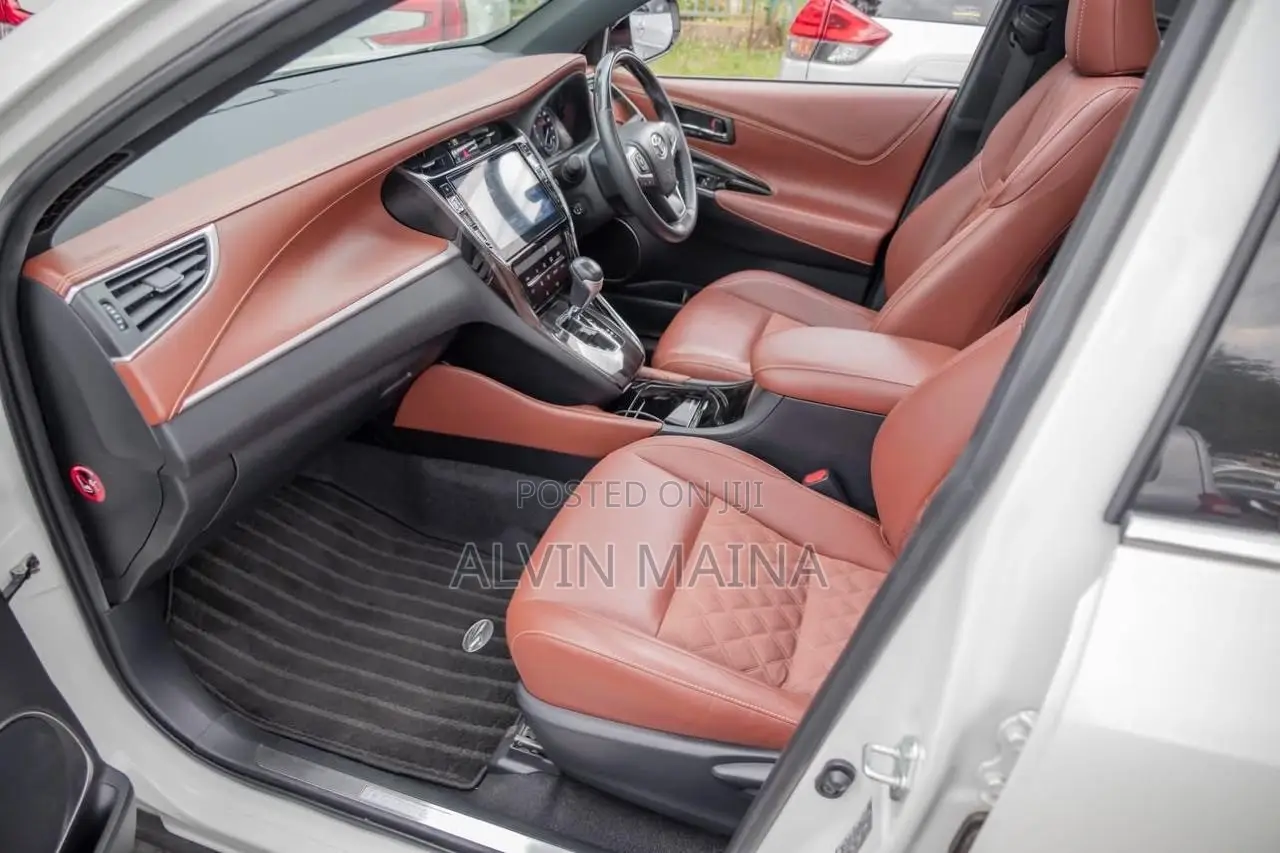 Toyota Harrier 2.0 2019 Pearl