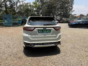 Toyota Harrier 2.0 2019 Pearl