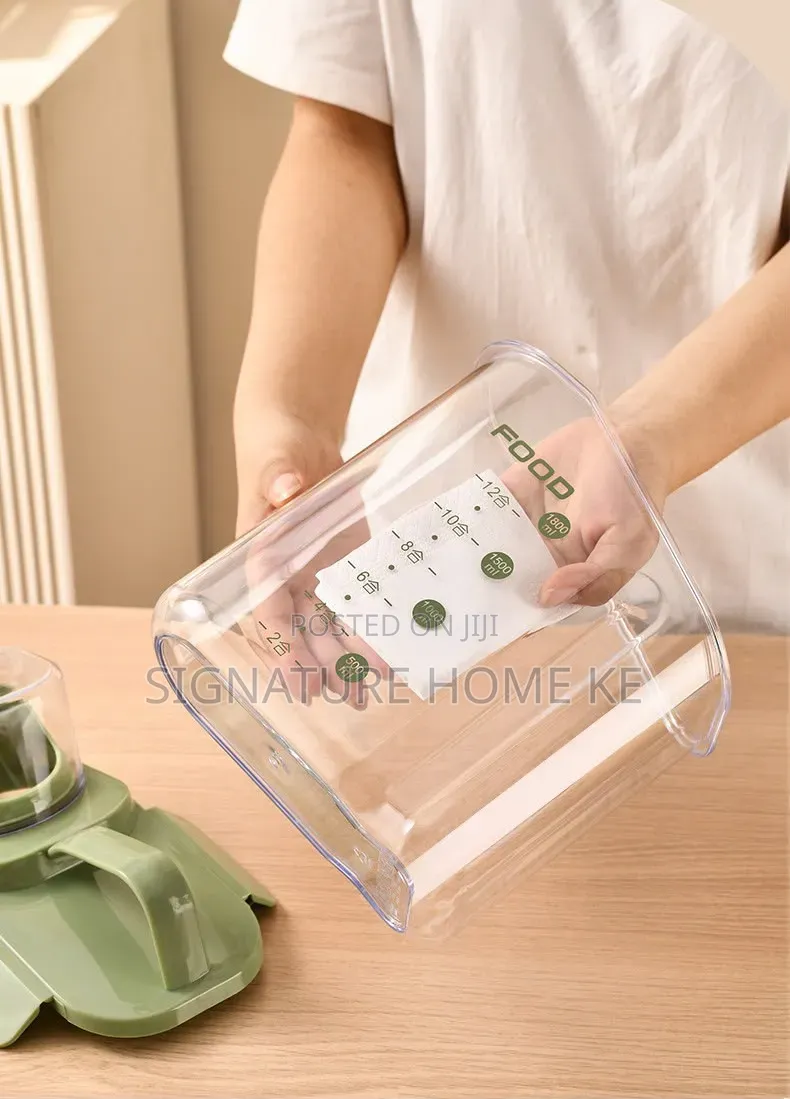 Transparent Airtight Food Storage Container