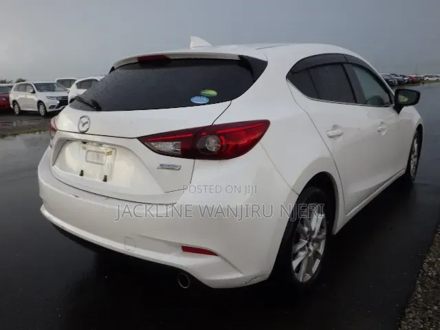 Mazda Axela 2016 White