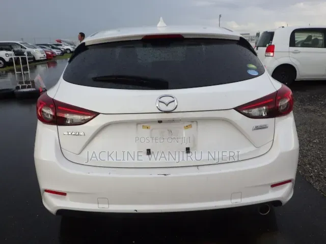 Mazda Axela 2016 White