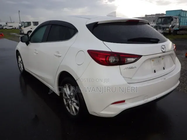 Mazda Axela 2016 White