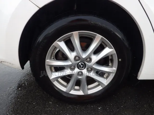 Mazda Axela 2016 White