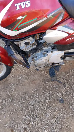 TVS HLX 125 2020 Red