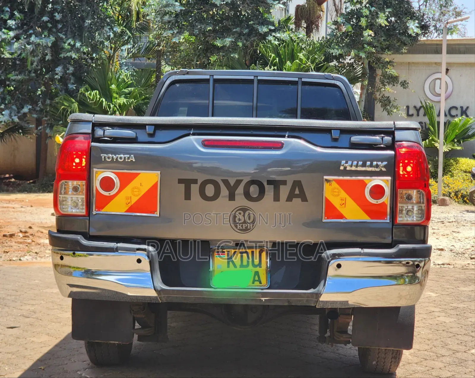 Toyota Hilux 2018 Gray
