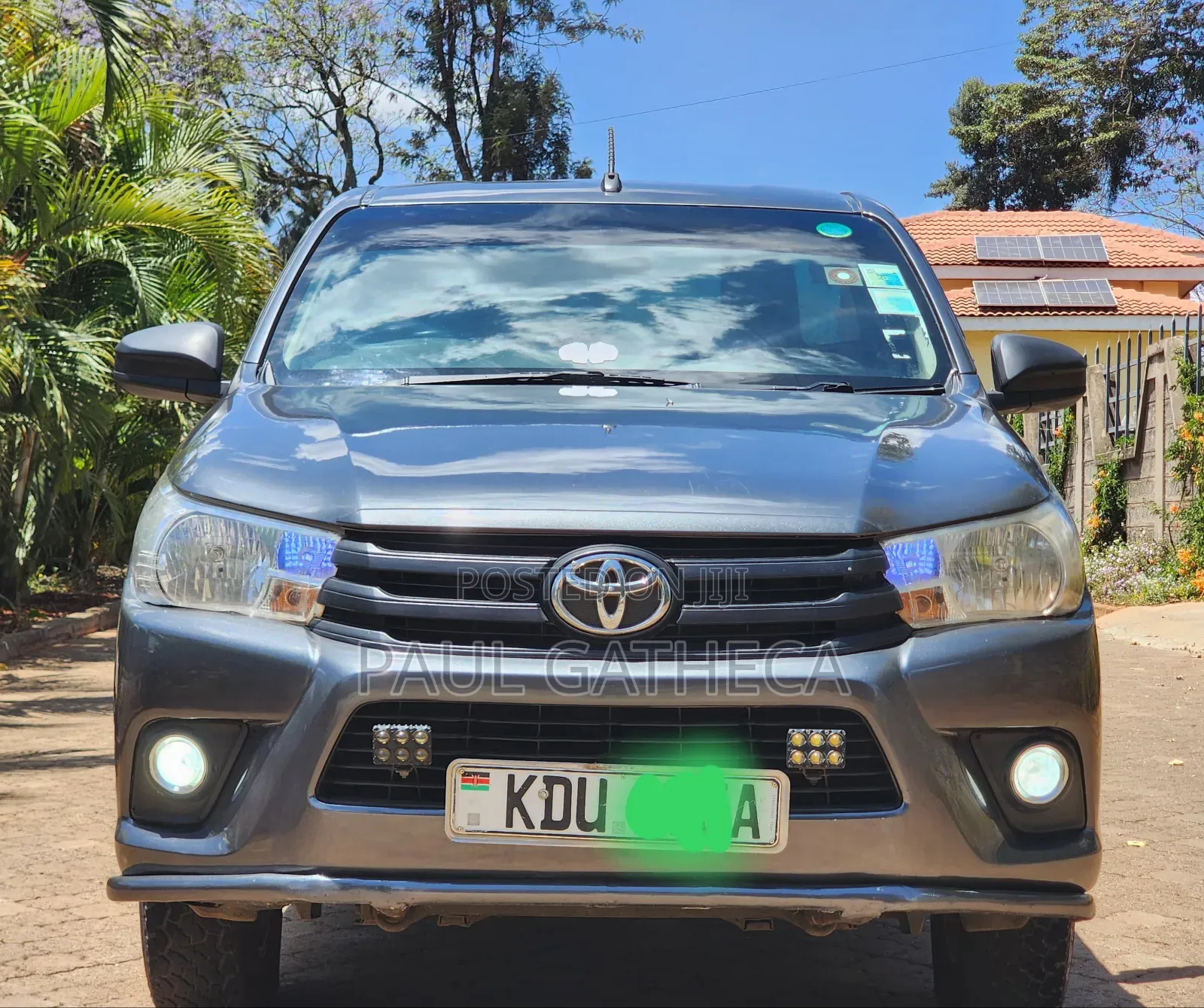 Toyota Hilux 2018 Gray