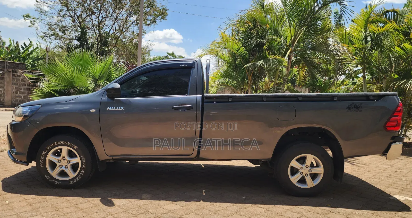 Toyota Hilux 2018 Gray