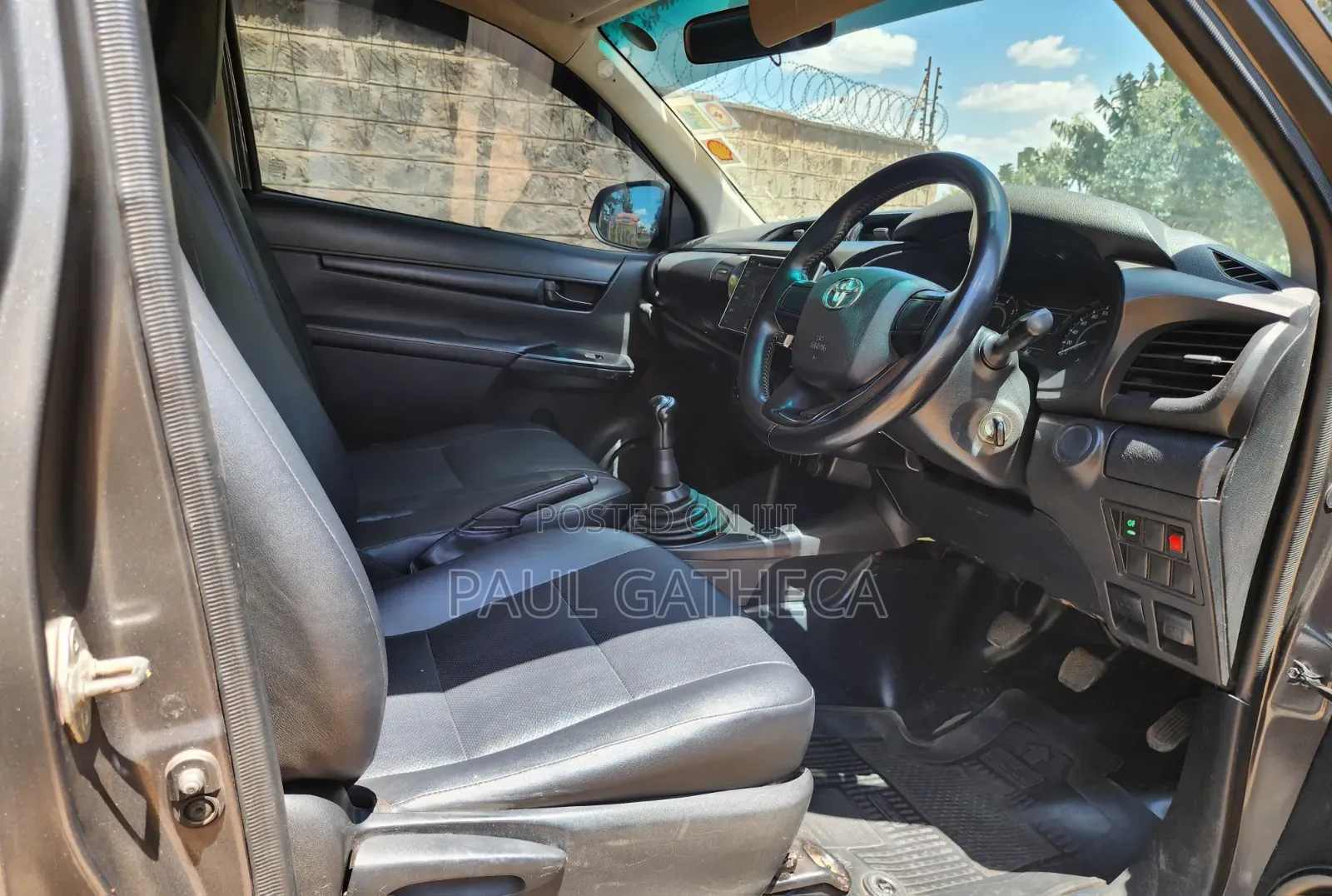 Toyota Hilux 2018 Gray