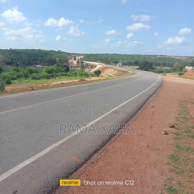 100 Acres for Sale at Baricho